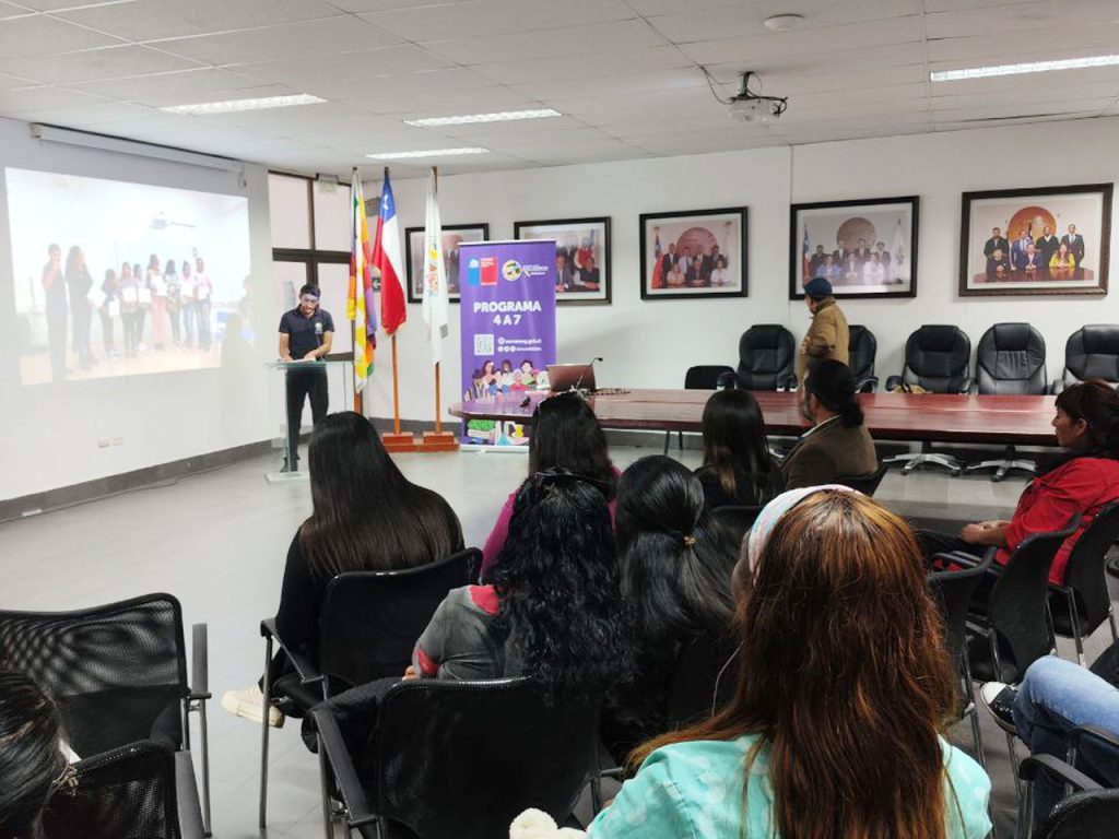 Programa SernamEG 4 a 7 refuerza su presencia en Alto Hospicio con emotivo lanzamiento