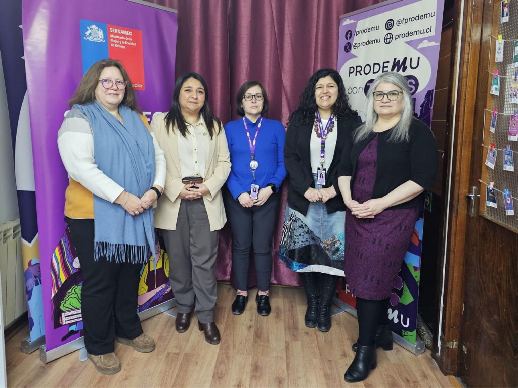 SernamEG y Prodemu renuevan compromiso por el desarrollo de las autonomías de las mujeres en Magallanes