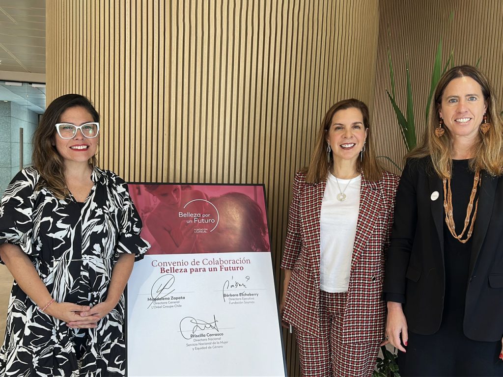 Servicio Nacional de la Mujer y la Equidad de Género y L’Oréal Groupe Chile firman convenio para ampliar el impacto del programa “Belleza por un Futuro”