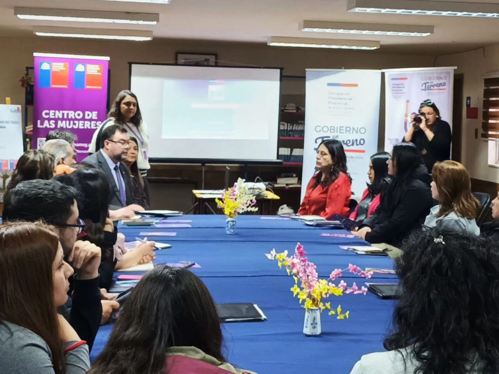 Amplia convocatoria en Mesa de Género refuerza compromiso del Gobierno con la igualdad y la prevención de las violencias