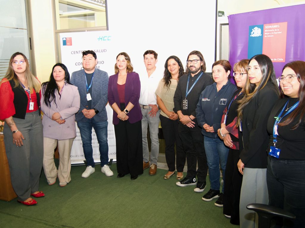 Acuerdo entre SernamEG y Servicio de Salud permitirá que mujeres que viven violencia ahorren hasta cien mil pesos mensuales en medicamentos