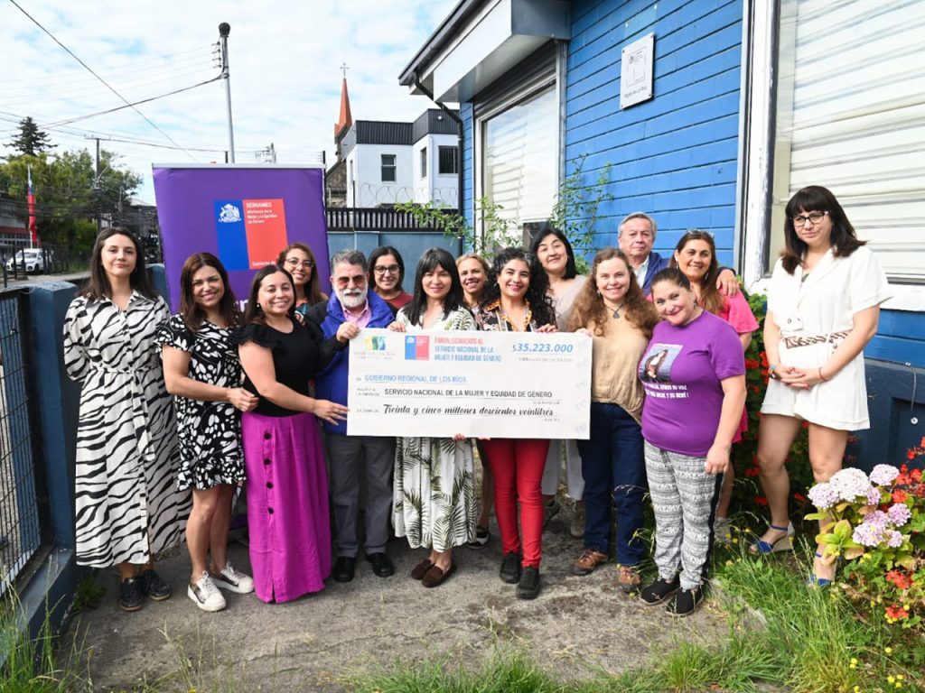 Gobierno Regional traspasa más de $35 millones a SernamEG Los Ríos para fortalecer la atención a mujeres víctimas de violencia