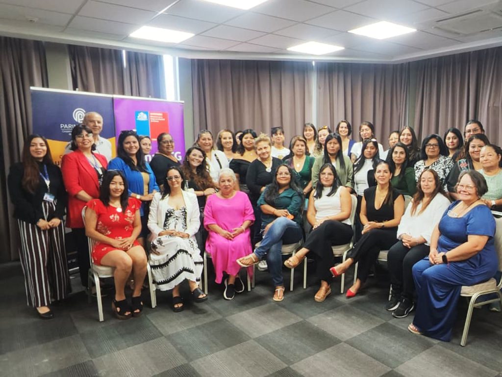 Emprendedoras de Tarapacá fortalecen redes y asociatividad en desayuno empresarial