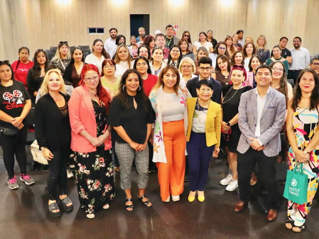 Alianza público privada da inicio oficial a dos programas dirigidos a emprendedoras de la región de Antofagasta