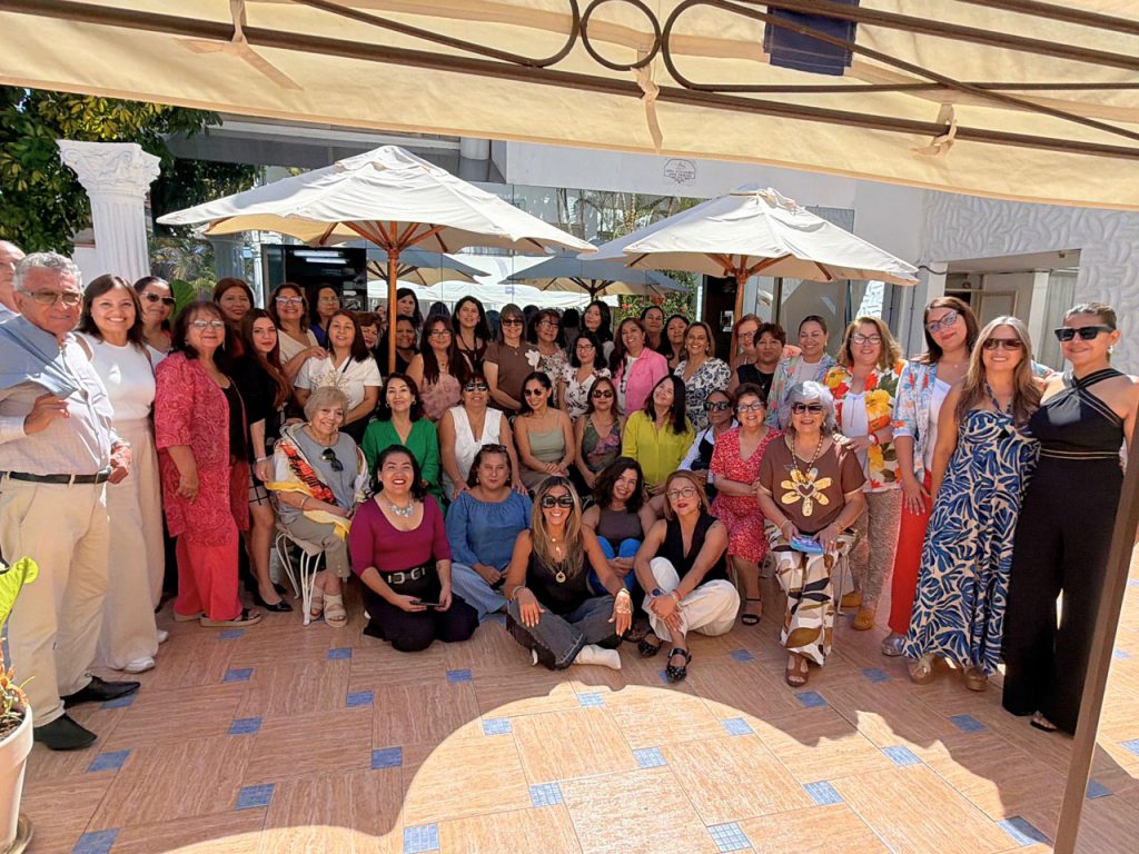 SernamEG y Parinacoop destacan liderazgo de mujeres emprendedoras en encuentro por el Día Internacional de la Mujer