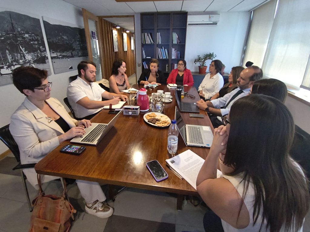 SernamEG Valparaíso y Defensoría Penal Pública activan mesa de trabajo para fortalecer defensa con perspectiva de género