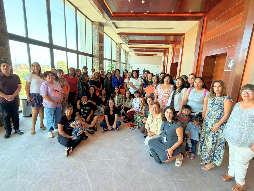 Mujeres de la región fortalecen su liderazgo para incidir en espacios políticos y sociales
