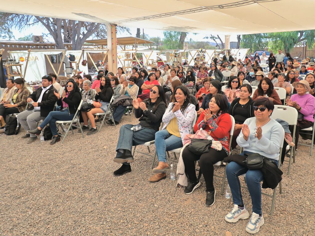 Economía, género y cultura: lanzan escuela Lickau con mujeres de la comuna de San Pedro de Atacama
