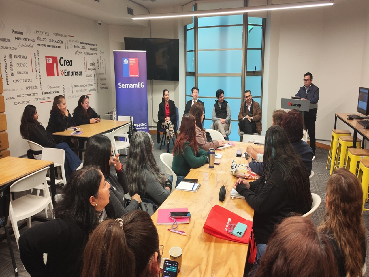 Mujeres emprendedoras fortalecen sus redes en nueva etapa del Programa Mujer Emprende 2026