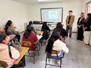 Mujeres de Arica inician proceso formativo para potenciar su desarrollo laboral