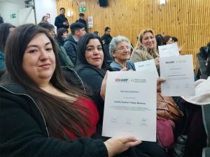 Instituto AIEP Curicó en alianza con SernamEG Maule certifica a jefas de hogar en curso de Cuidadoras