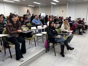 Escuela de Liderazgos del SernamEG Maule inició talleres para fortalecer las habilidades de las mujeres en espacios de decisión
