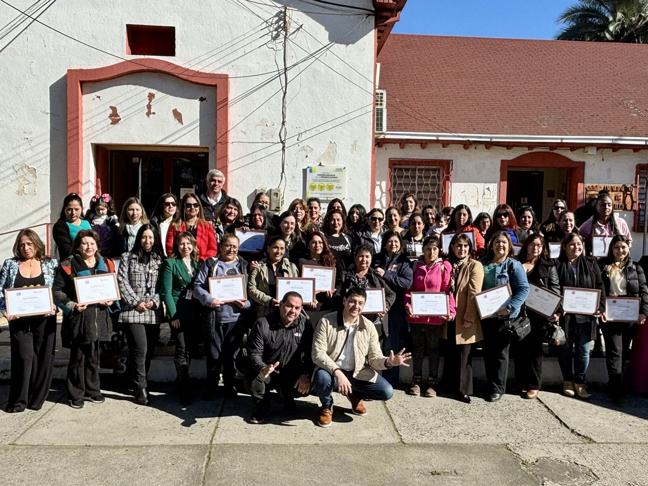 Mujeres jefas de hogar de Quillón culminan proceso de acompañamiento y fortalecimiento de su autonomía económica