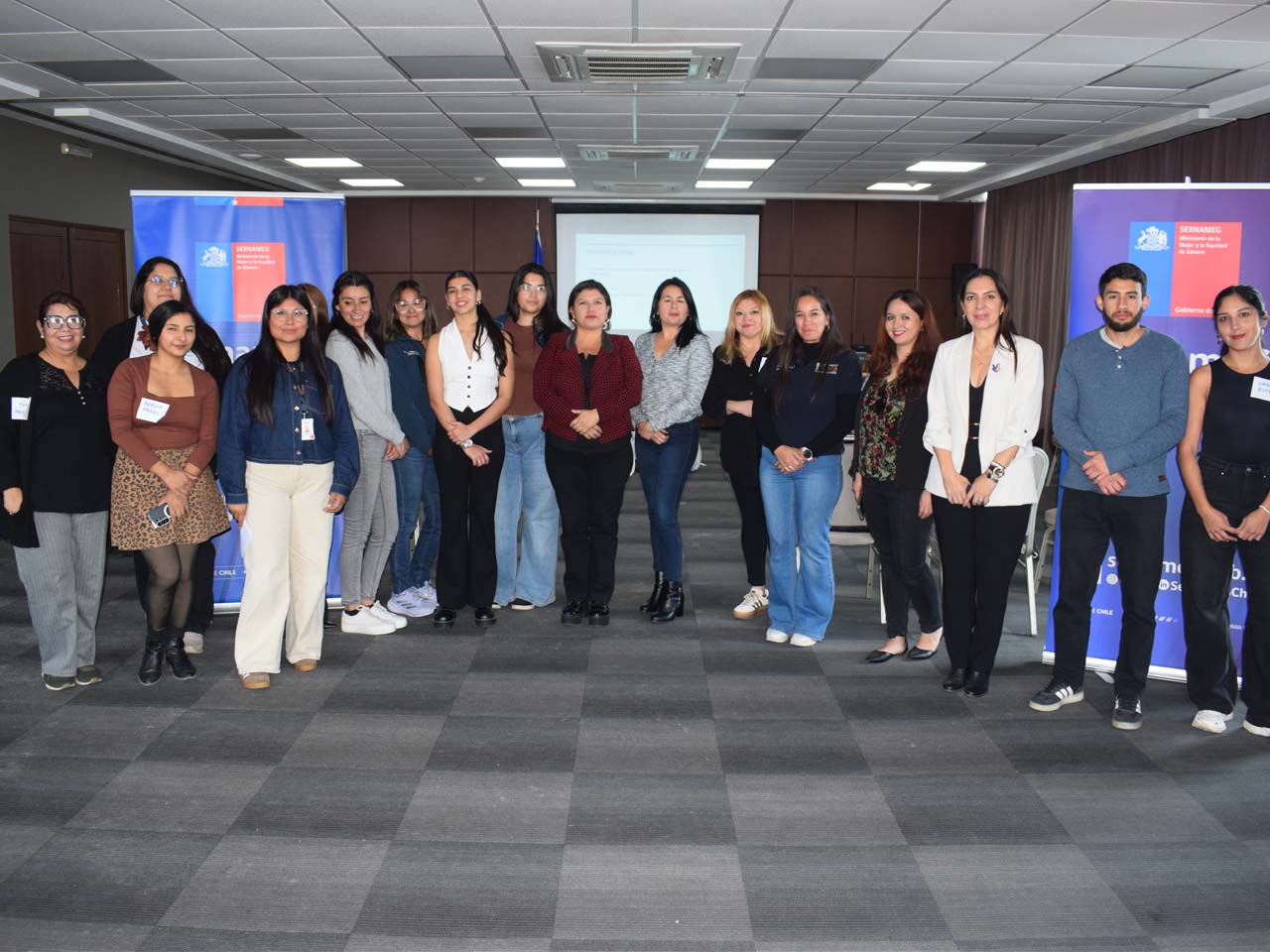 SernamEG Tarapacá fortalece liderazgo de equipos comunales con taller de gestión y enfoque de género